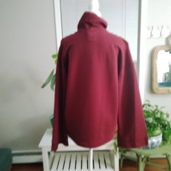 Up West sweatshirt - Picture 2 of 4